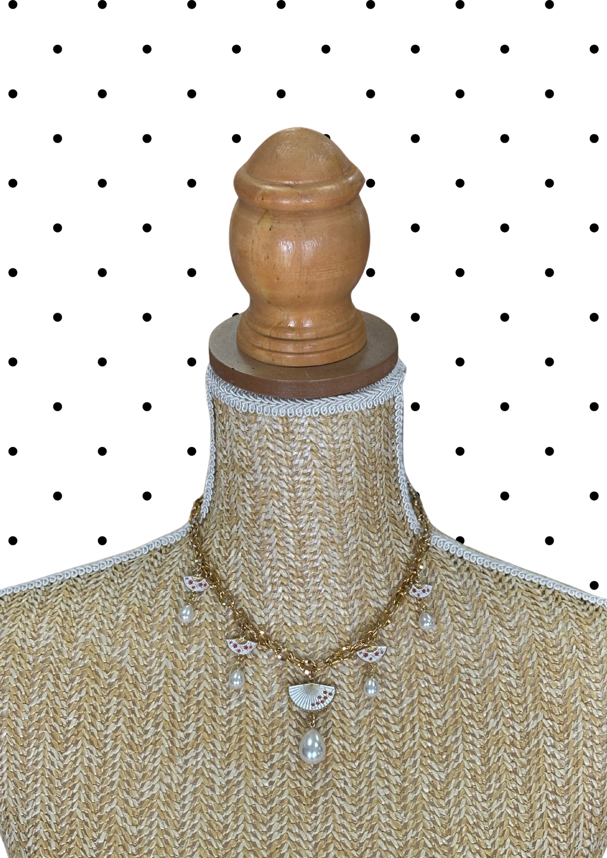 Collier avec breloques abanico