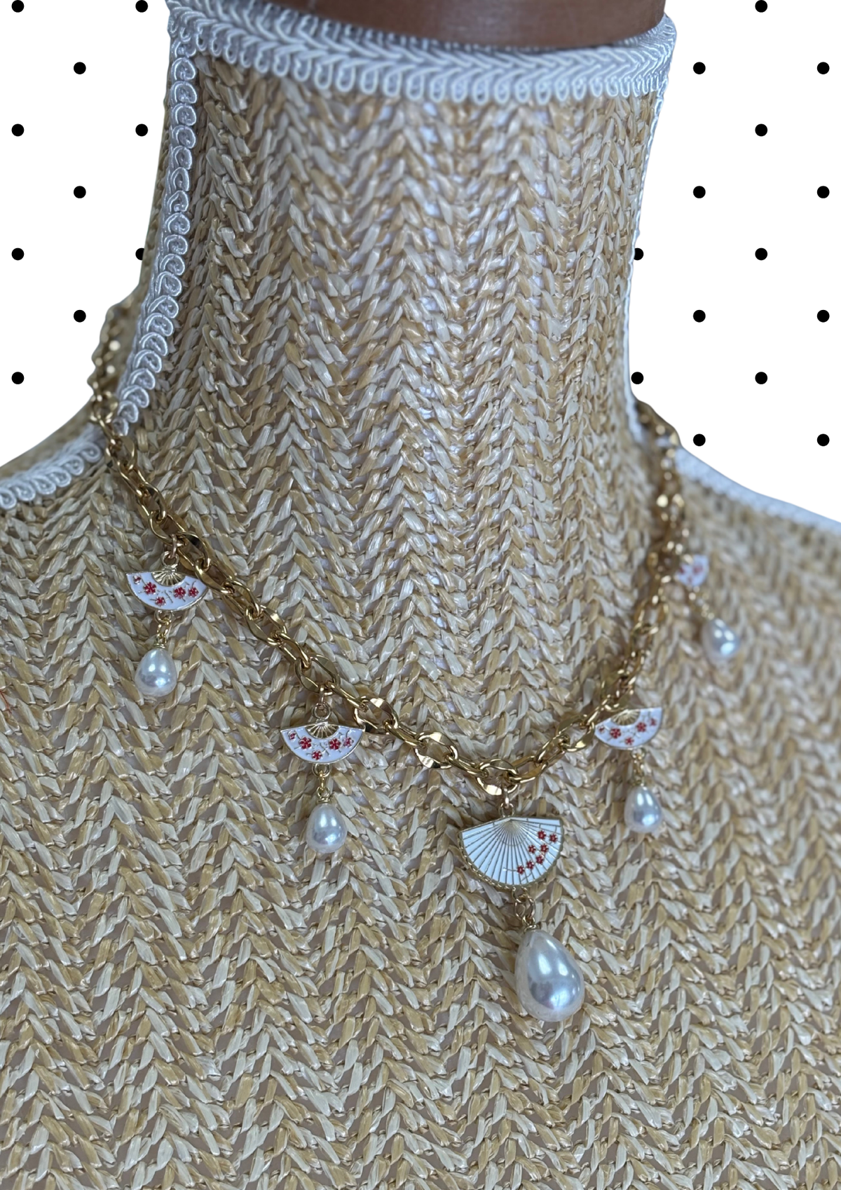 Collier avec breloques abanico